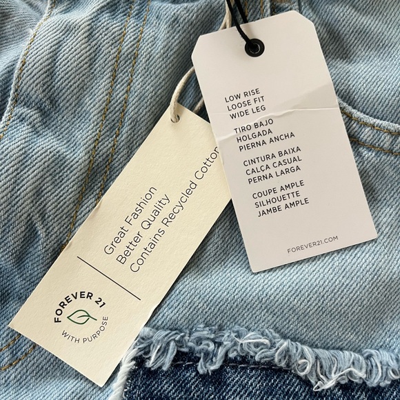 New Forever 21 Low Rise Wide Leg Loose Fit Denim Shorts 26 Patchwork Distress - Picture 3 of 9